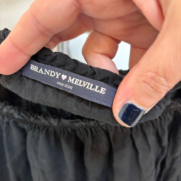 Brandy Melville Black Off-Shoulder Maura One Size Made in Italy Whimsigoth - Picture 3 of 8